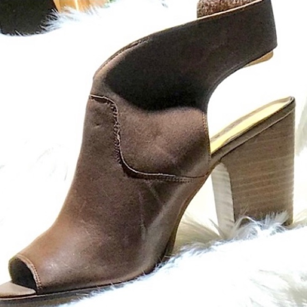 ✨👡✨ NWOT Lucky Brand -Shoes
